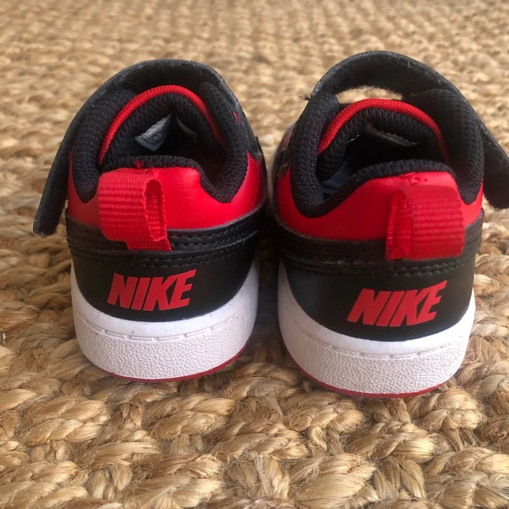 New: Nike Court Borough Low Recraft. Unisex. Hard Bottoms. Size 5 c